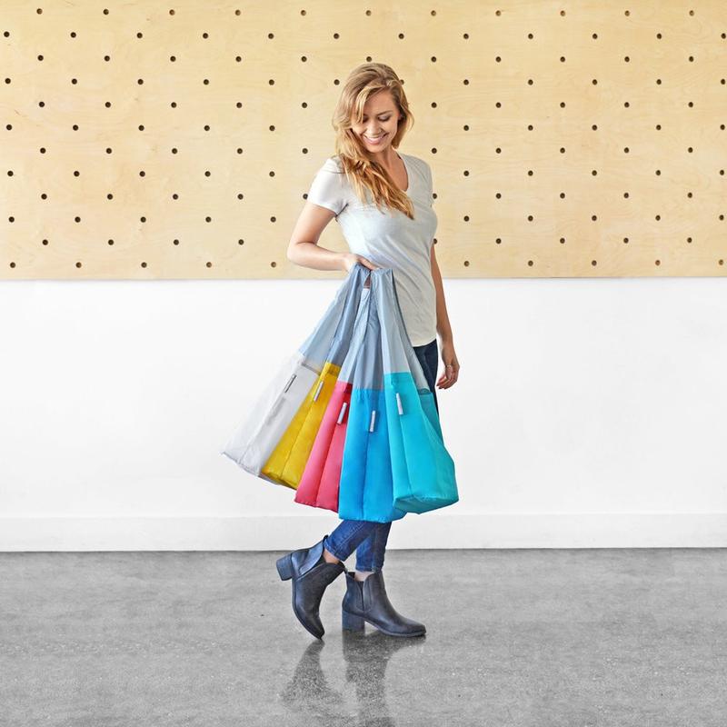 The main benefits of flip & tumble reusable shopping bags over supermarket sold reusable plastic bags.